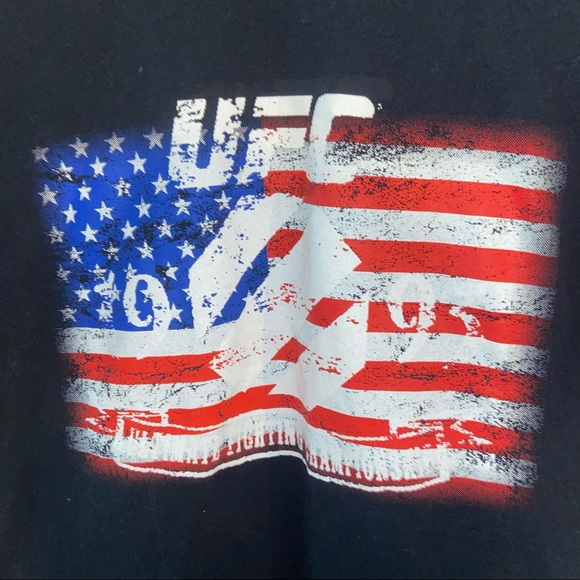 UFC men’s large American Flag shirt black - Picture 2 of 7
